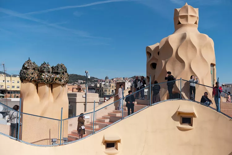 5. Monter sur le toit de la Casa Milà
