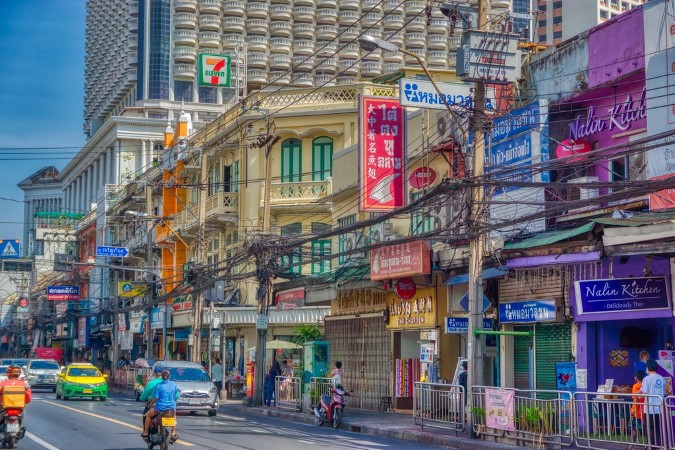 20. Explorez la route de Charoenkrung.