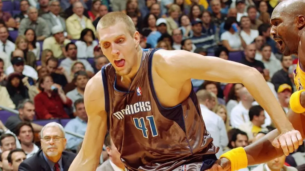 Nowitzki, con el uniforme de la polémica.