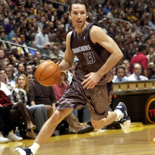 En esta foto de Steve Nash se aprecia mejor el efecto.