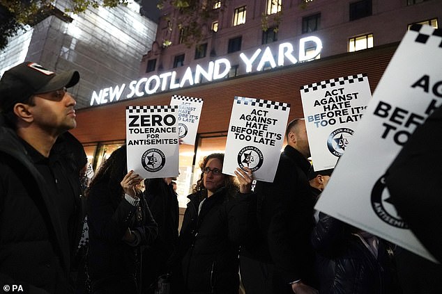 Rassemblement contre l'antisémitisme à Londres
