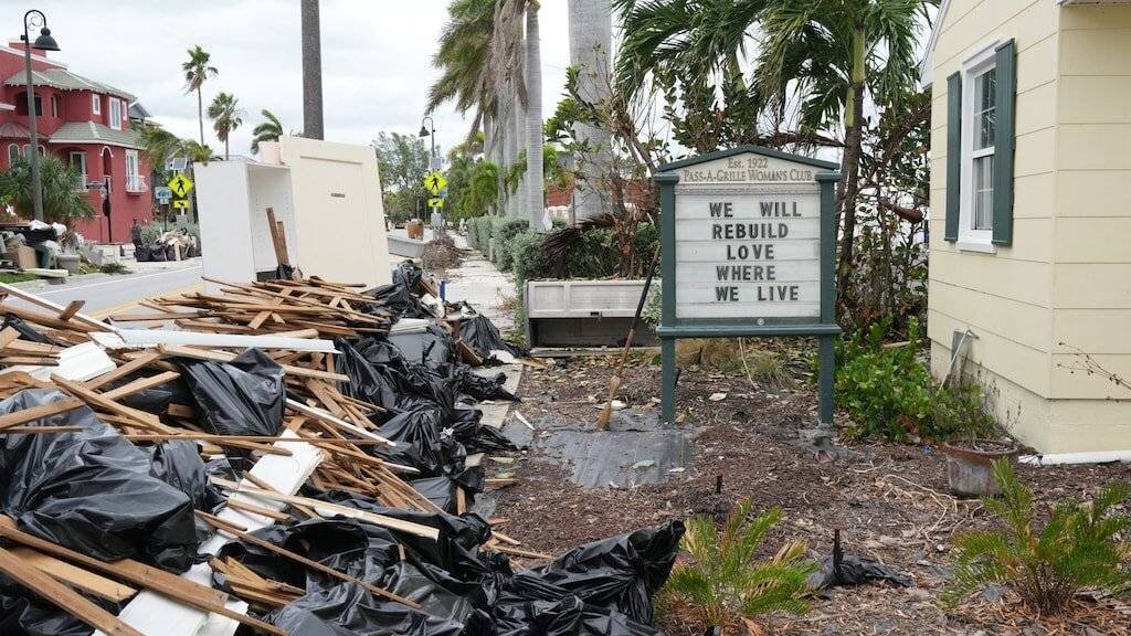 Des débris dans la région après l'ouragan Helene.
