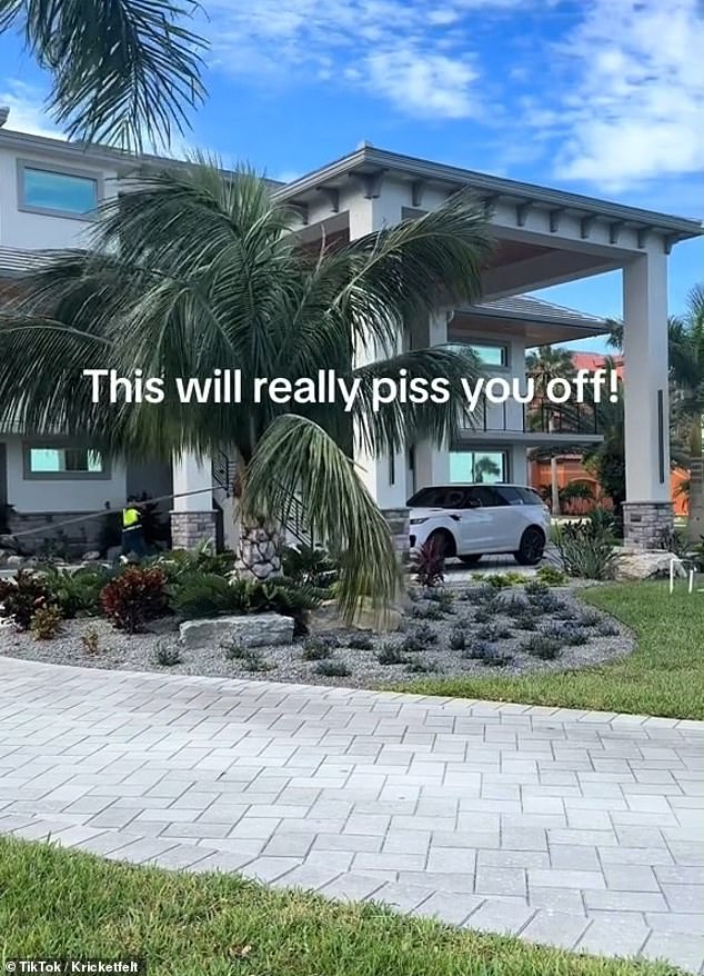 Visite de la maison de luxe en Floride