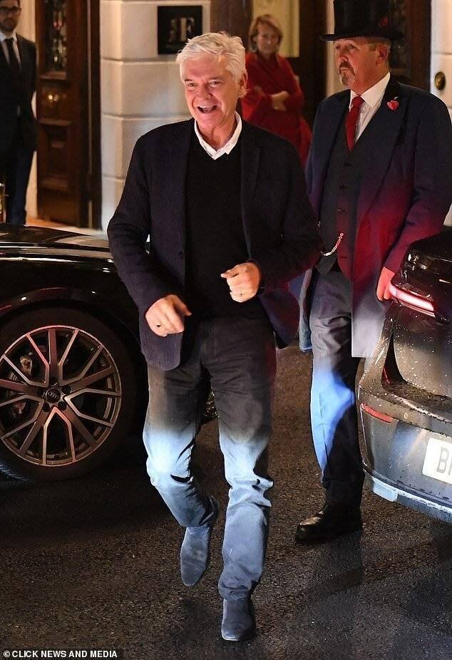 Phillip Schofield riant lors d'un dîner à Mayfair