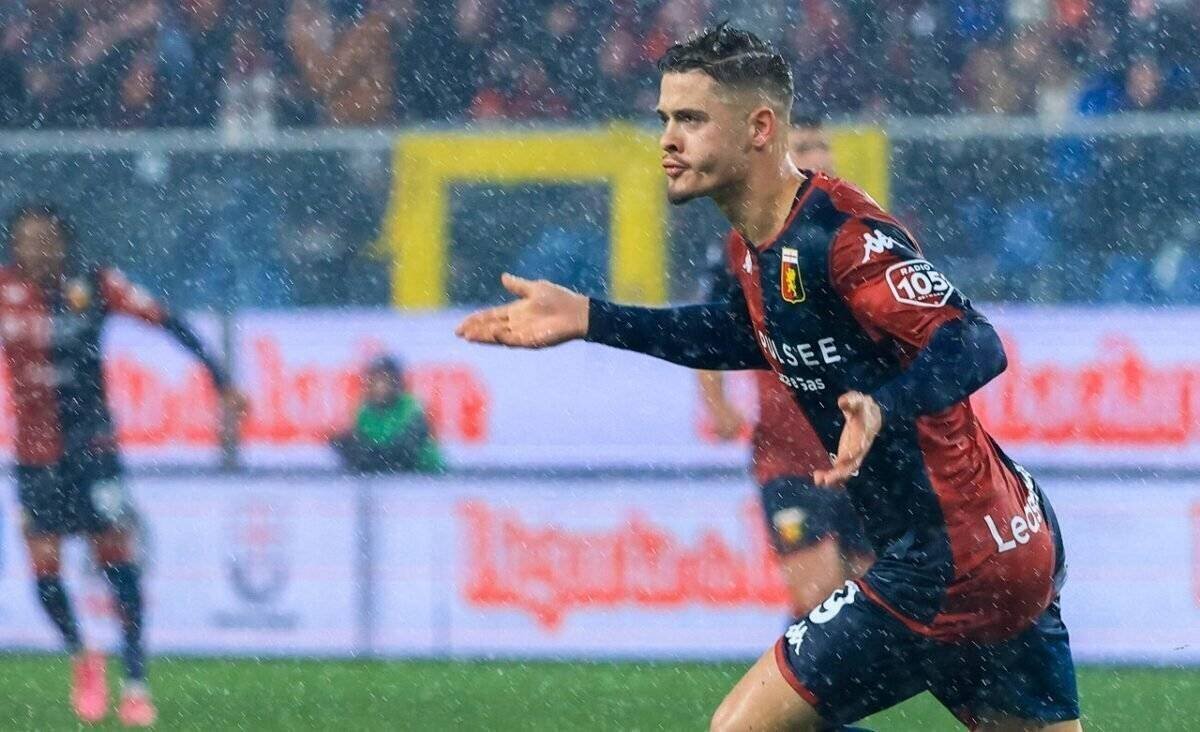 Vitinha en action avec le Genoa