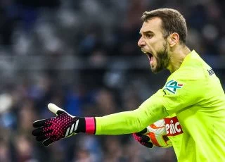 Pau Lopez