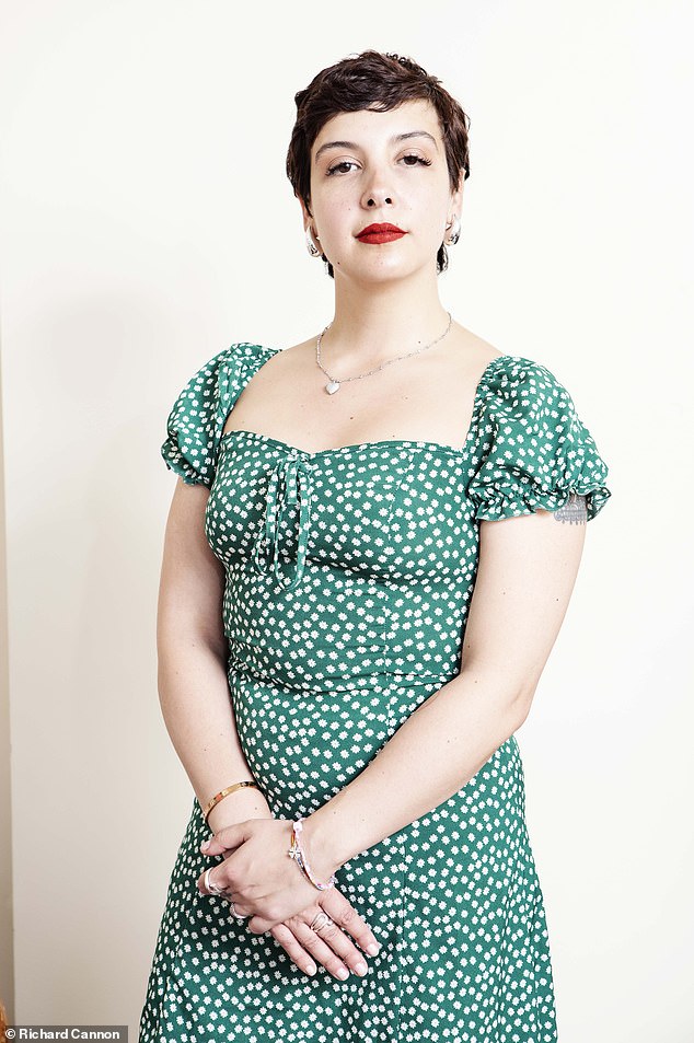 Claudia Delrio, 31 ans, diagnostiquée avec un lymphome non hodgkinien.