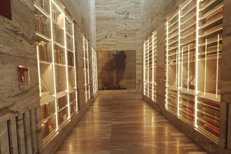 Bibliothèque historique