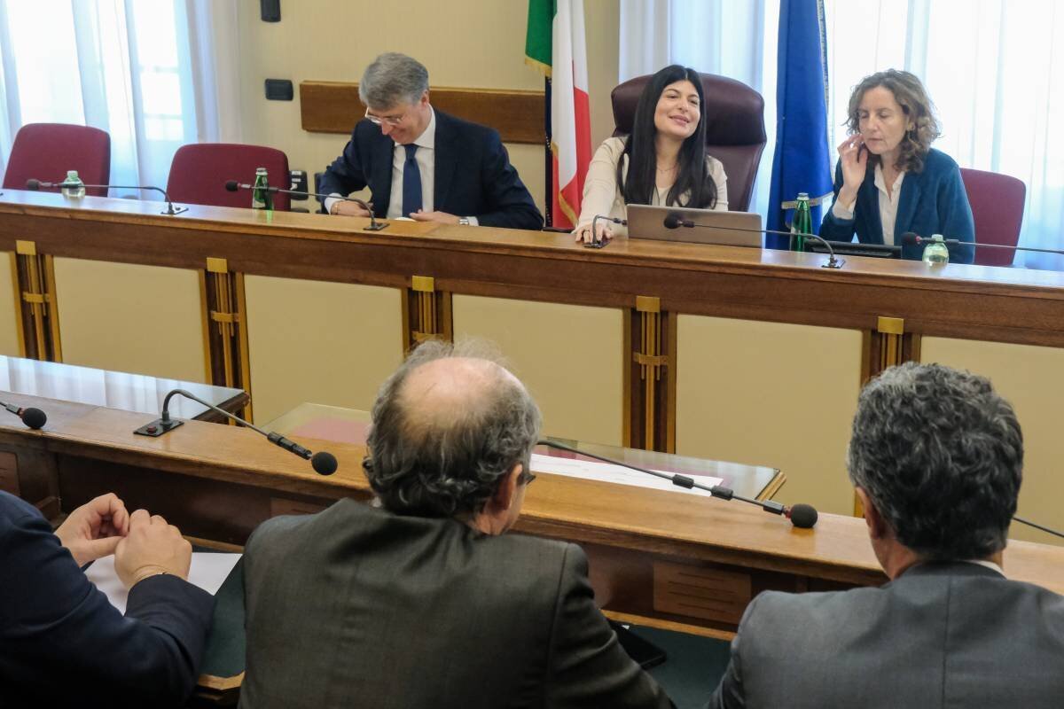 Antimafia : Modifications des règles de participation des commissaires