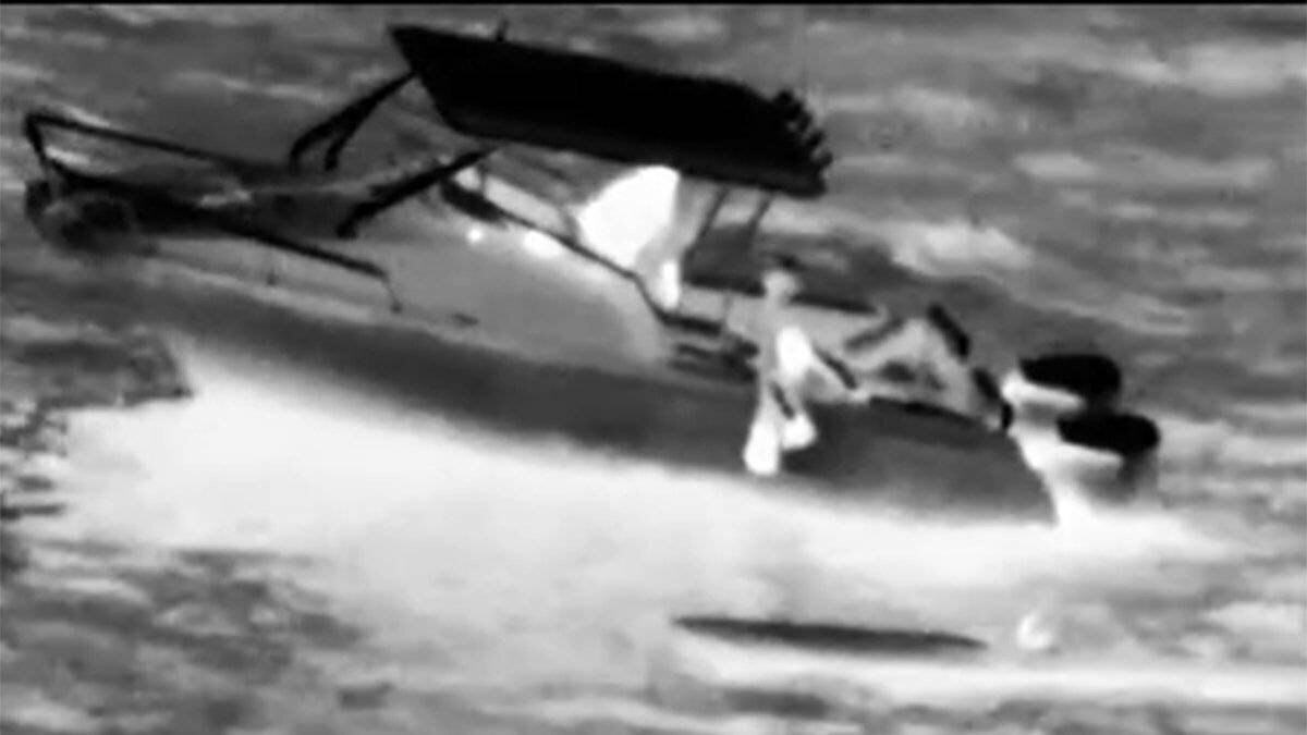 Sauvetage d'un kayakiste à Hawaï