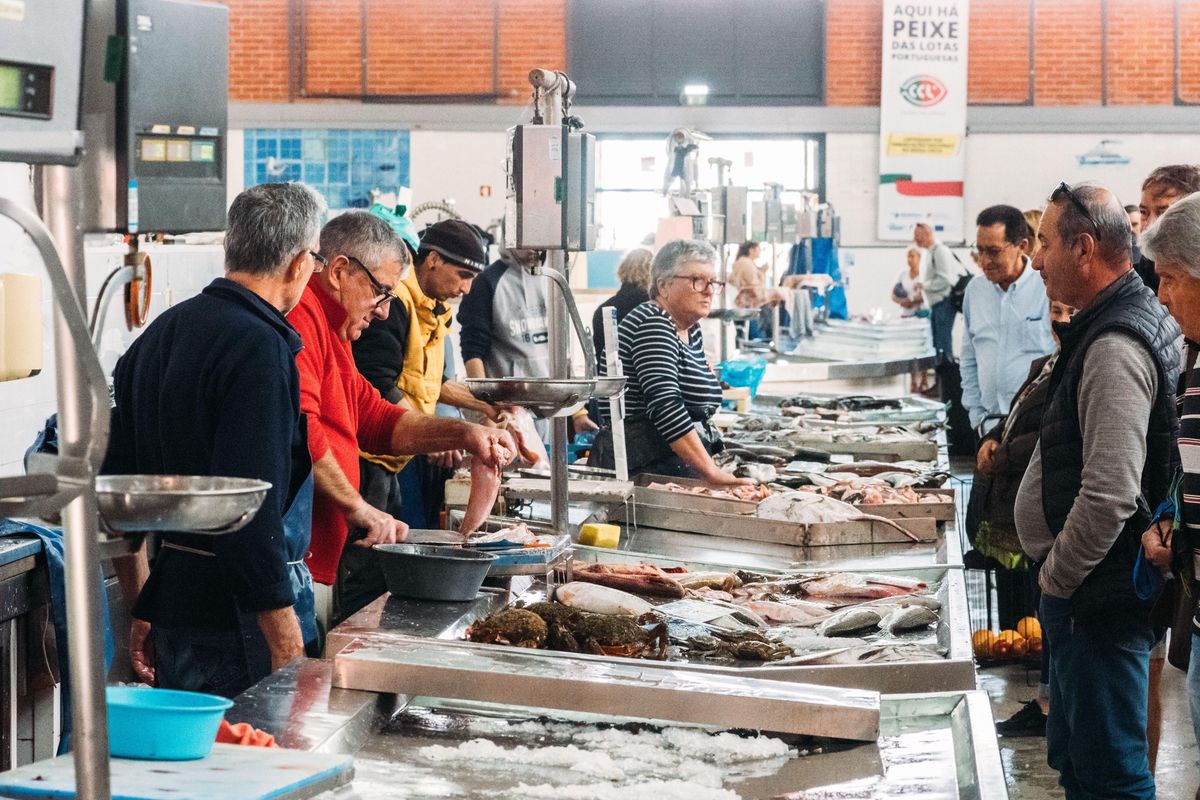 Ambiance du marché aux poissons