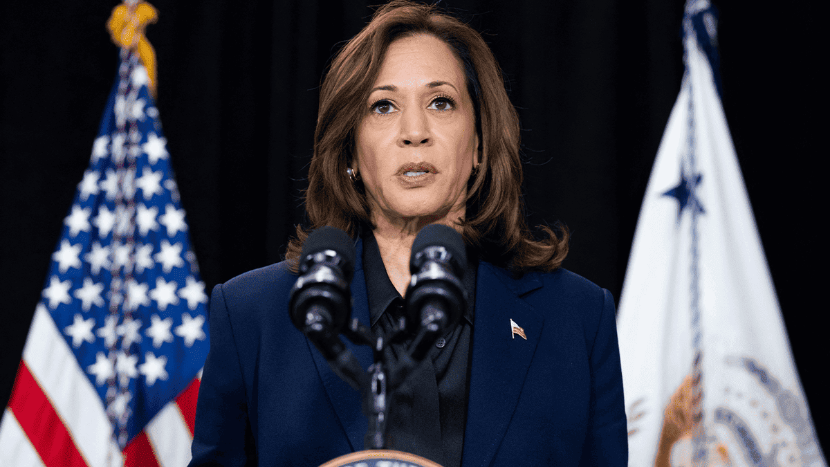 Kamala Harris parlant lors d'un événement.