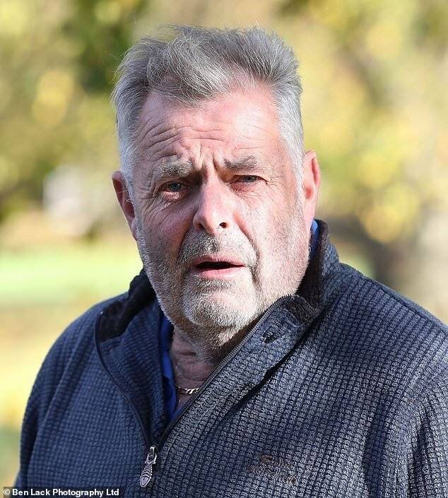 Wayne Chamberlain, résident local, préoccupé par le stationnement