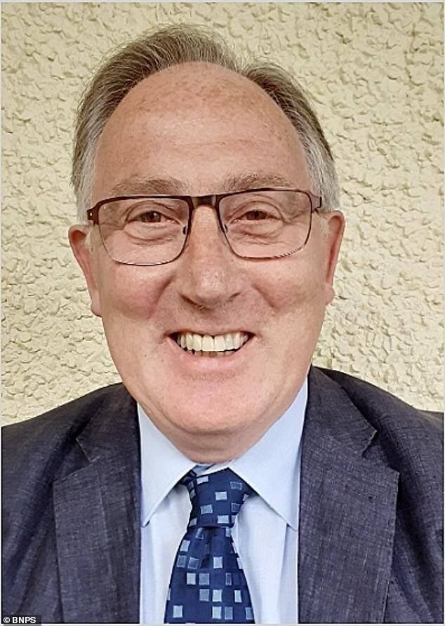 Peter Dickenson faisant face à une enquête policière pour fraude électorale.