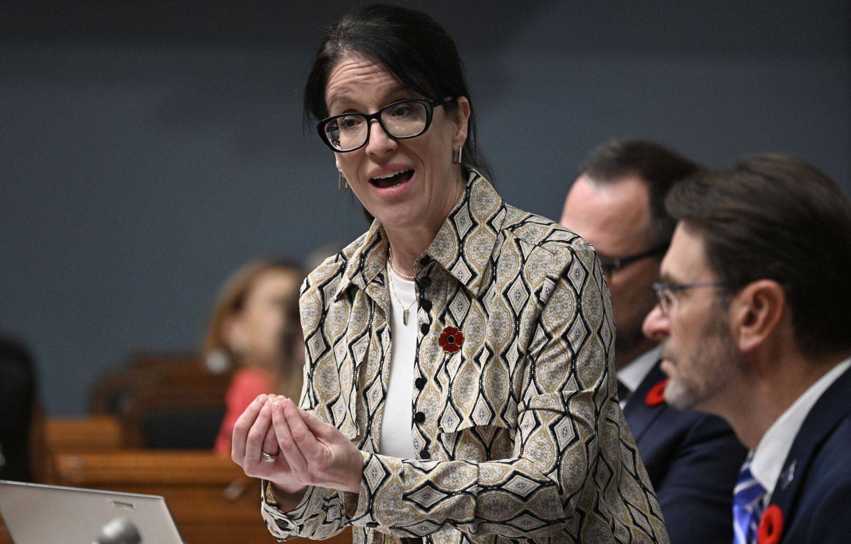 La présidente du Conseil du Trésor, Sonia LeBel, à l’Assemblée nationale le 31 octobre 2023.