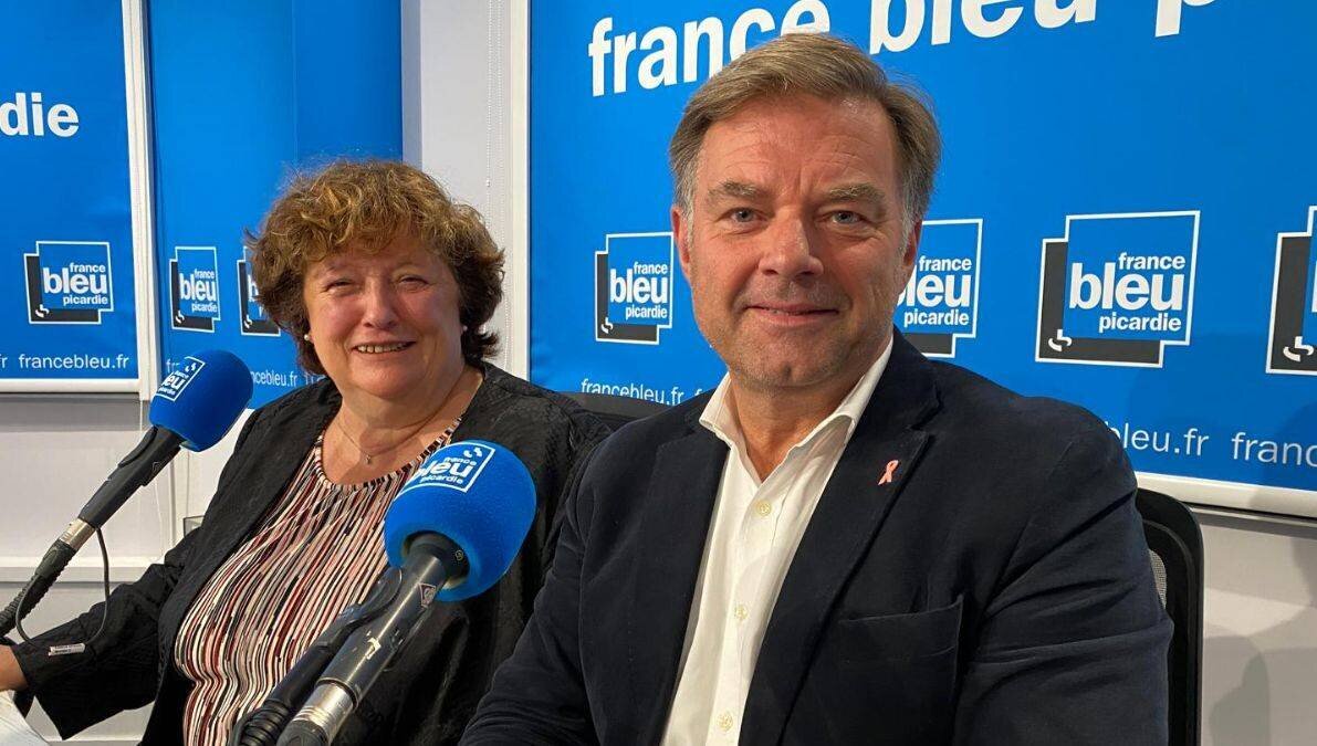 Hubert de Jenlis aux côtés de la maire démissionnaire, Brigitte Fouré
