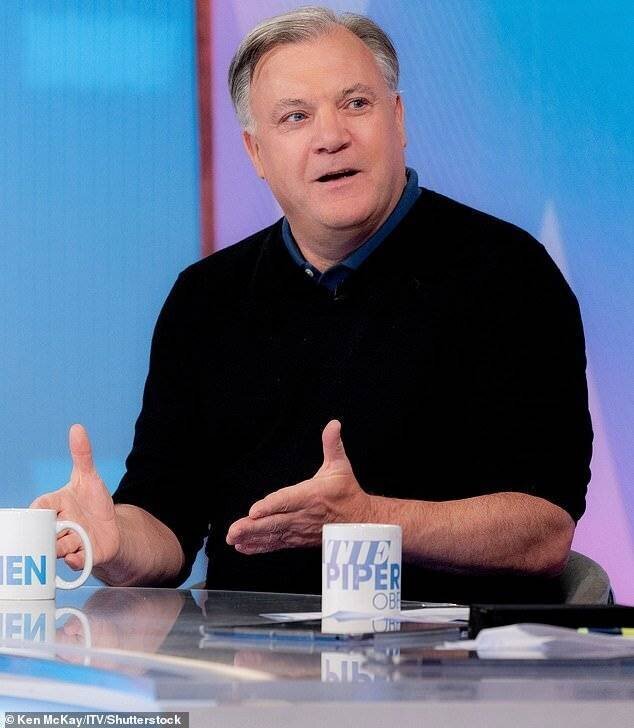 Ed Balls attaque son propre parti pour tenter d'interférer dans l'élection américaine.