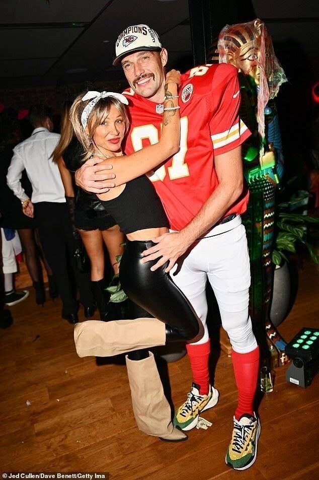 Lou Teasdale et Andy Carroll lors de leur première apparition publique ensemble.