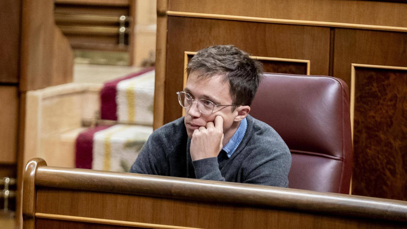 El diputado de Sumar Iñigo Errejón durant une session plénière.