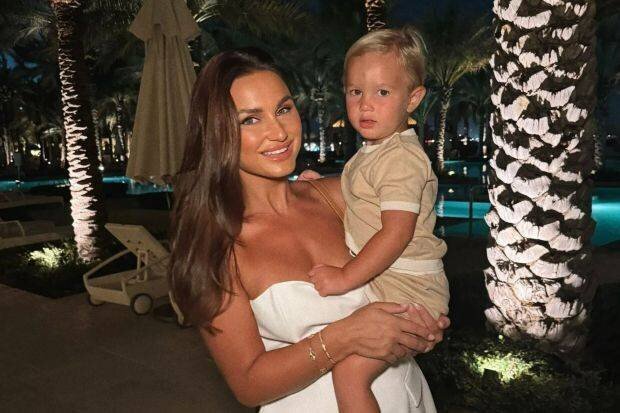 Sam Faiers et ses enfants en vacances à Dubaï