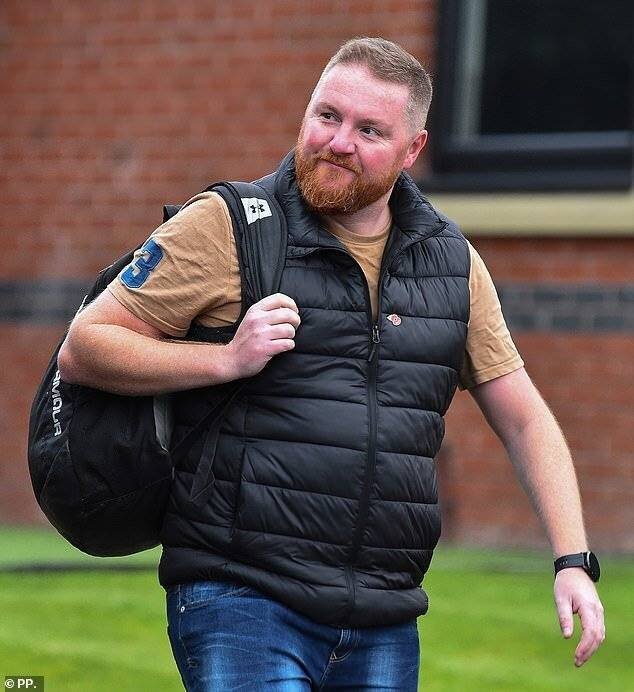 Paul Fellows sort de chez lui ce matin