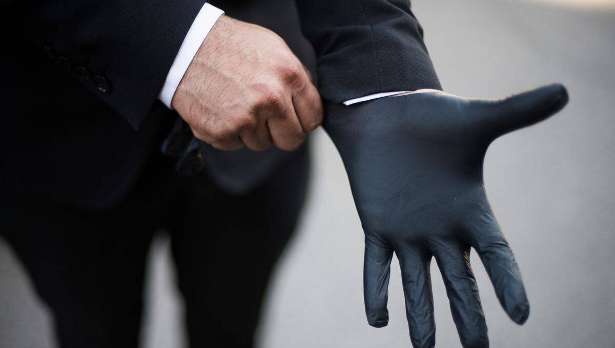 Des professionnels du funéraire confient leurs histoires à France Bleu.