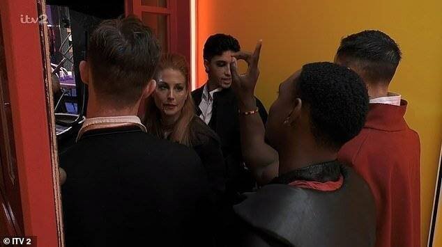 Villageois et vampires en conflit