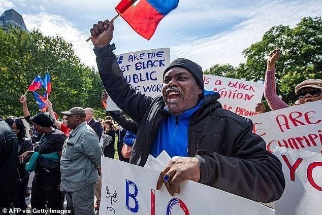 Les déclarations de Trump sur les migrants haïtiens ont suscité des critiques