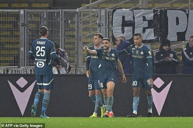 Neal Maupay a également marqué un but alors que les visiteurs remportaient de précieux points.