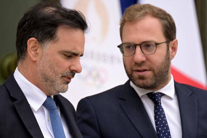 Le ministre du budget et des comptes publics Laurent Saint-Martin et le ministre de l’économie et des finances Antoine Armand