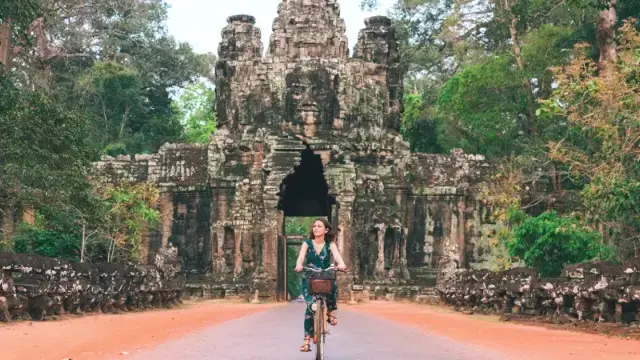Turista en Angkor Wat.