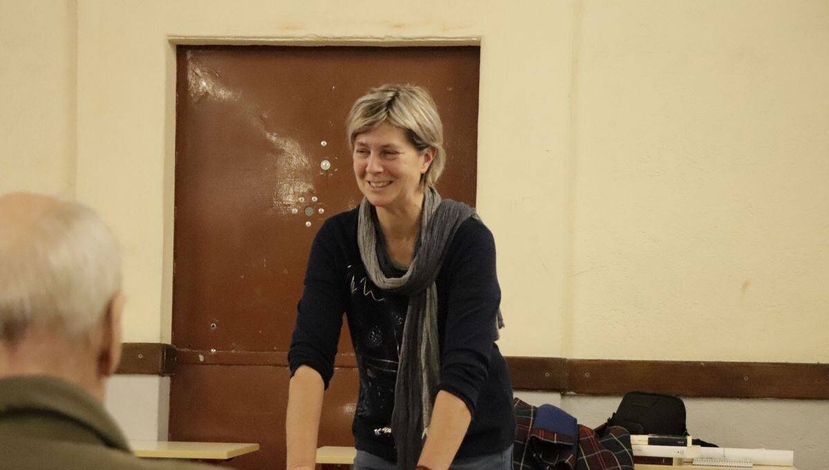 Sandrine Collette, autrice de Madelaine avant l'aube est venue échanger pendant près de deux heures avec les détenus de la Maison d'arrêt d'Auxerre.