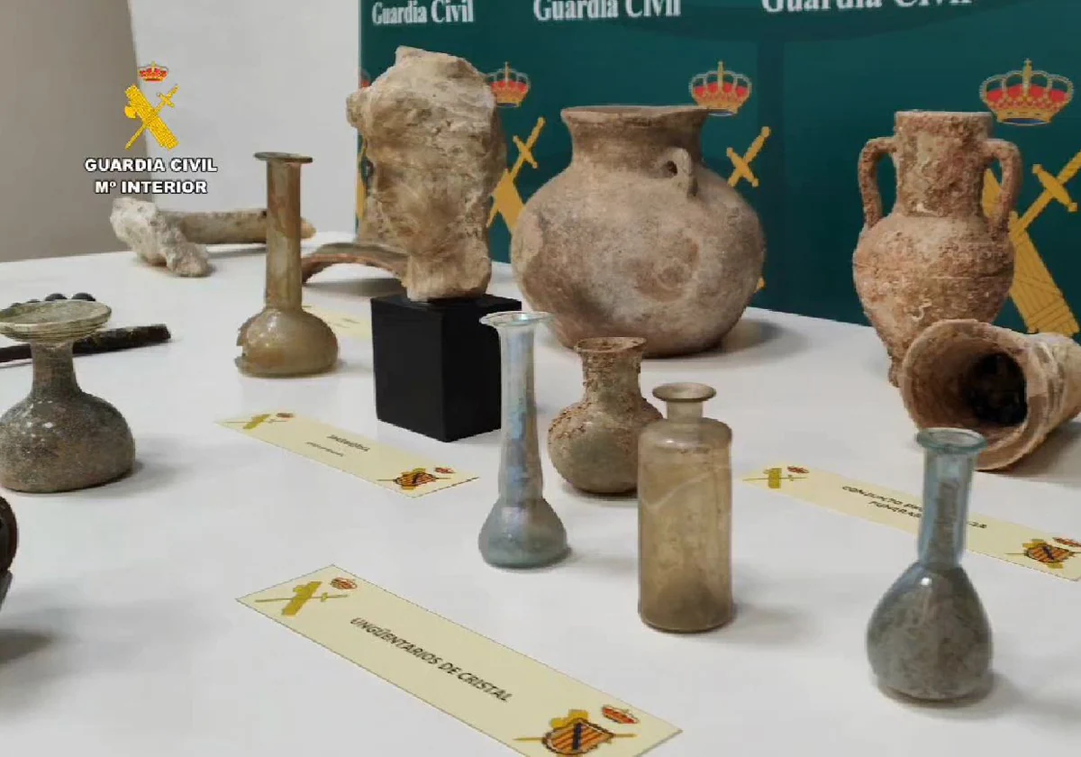 Piezas arqueológicas incautadas por la Guardia Civil