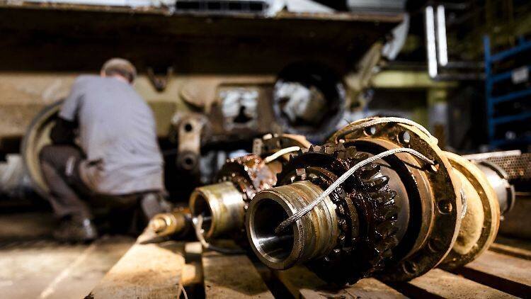 Maintenance d'équipements militaires