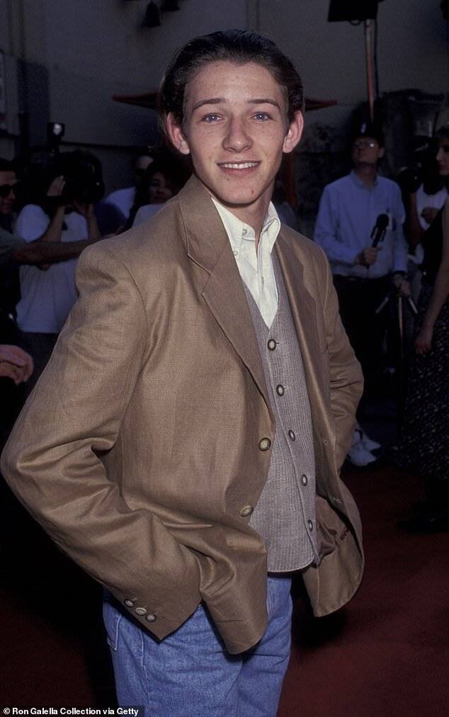 Ian Bohen dans Wyatt Earp