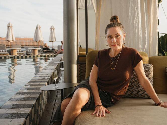 Erika Lust, sur le toit de l’hôtel Hoxton, à Barcelone (Espagne), le 24 octobre 2024.