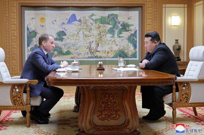 Kim Jong-un et Alexander Kozlov à Pyongyang le 18 novembre 2024