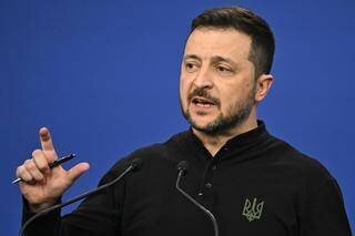 Le président ukrainien Volodymyr Zelensky lors d'une conférence de presse à Budapest, le 7 novembre 2024.