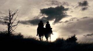 Une image tirée du film « Rust » de Joel Souza.