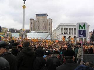 Rassemblement des manifestants lors de la Révolution Orange à Kiev, 2004