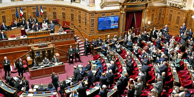Le Sénat a également adopté, dans le même temps, une augmentation de la taxe sur les édulcorants de synthèse.