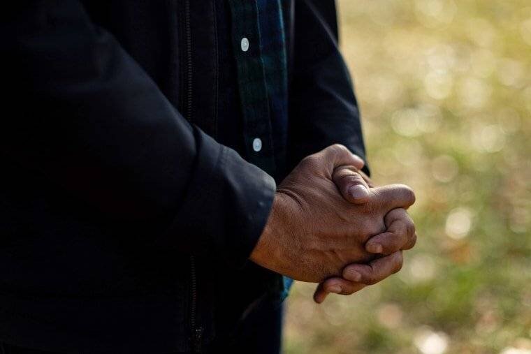 BR poses for an anonymous portrait