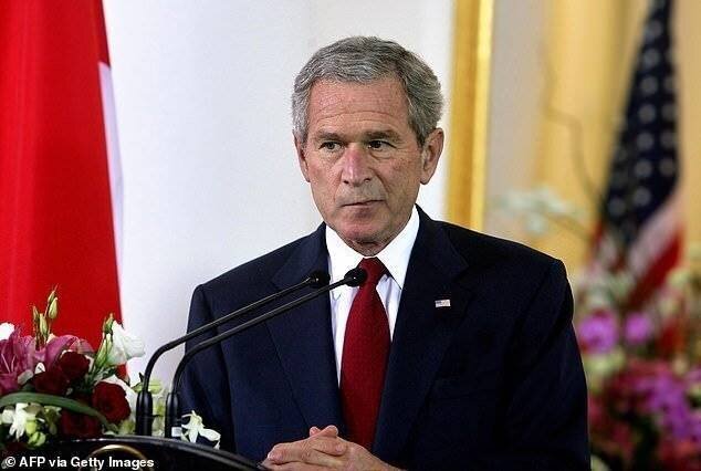 Enquête sur les dommages causés par le personnel de Clinton