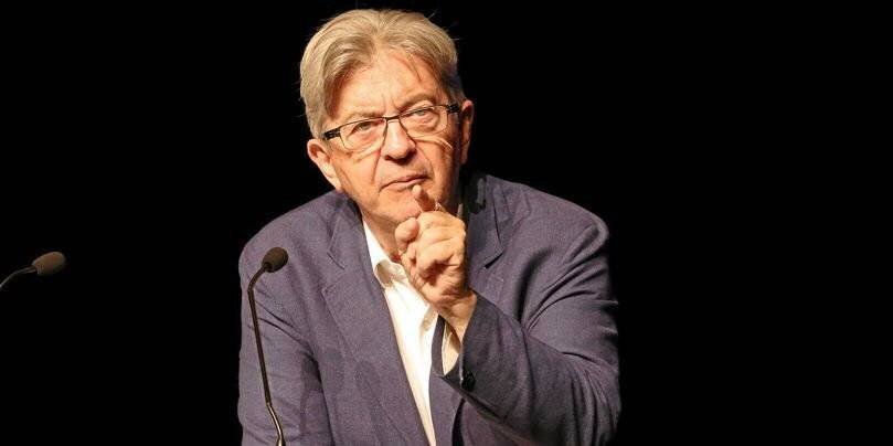 Jean-Luc Mélenchon a mis en garde le PS contre la création d'un « nouveau socle commun ».