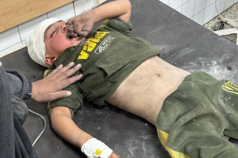 Enfants blessés lors d'une attaque israélienne à Gaza.