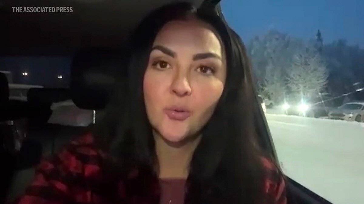 Esther Keim en train de parler de son projet