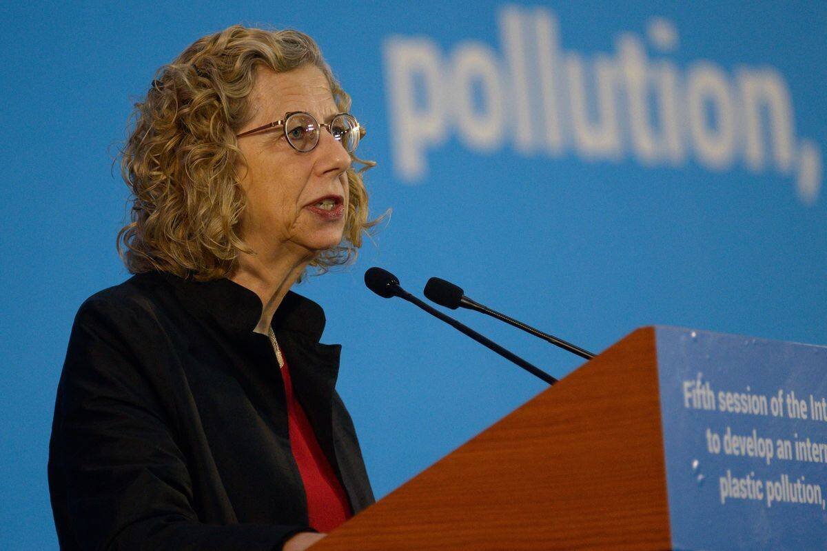 Inger Andersen lors des négociations à Busan