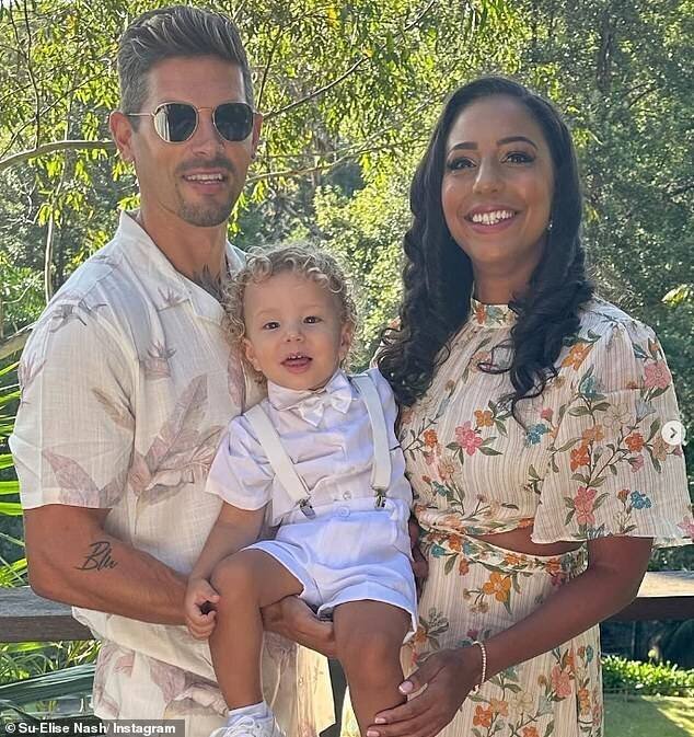 Su-Elise avec son fils et son partenaire