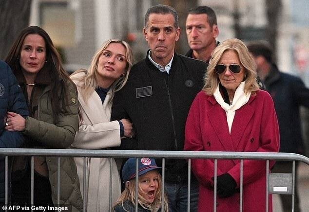 Jill Biden avec Hunter et sa famille à Nantucket