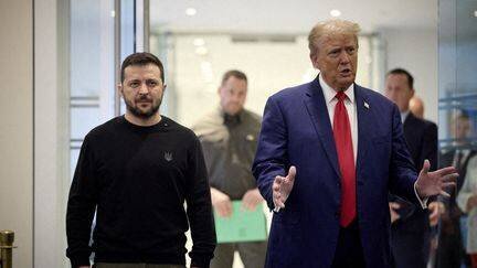 Volodymyr Zelensky et Donald Trump lors d'une rencontre à New York, aux Etats-Unis, le 27 septembre 2024.